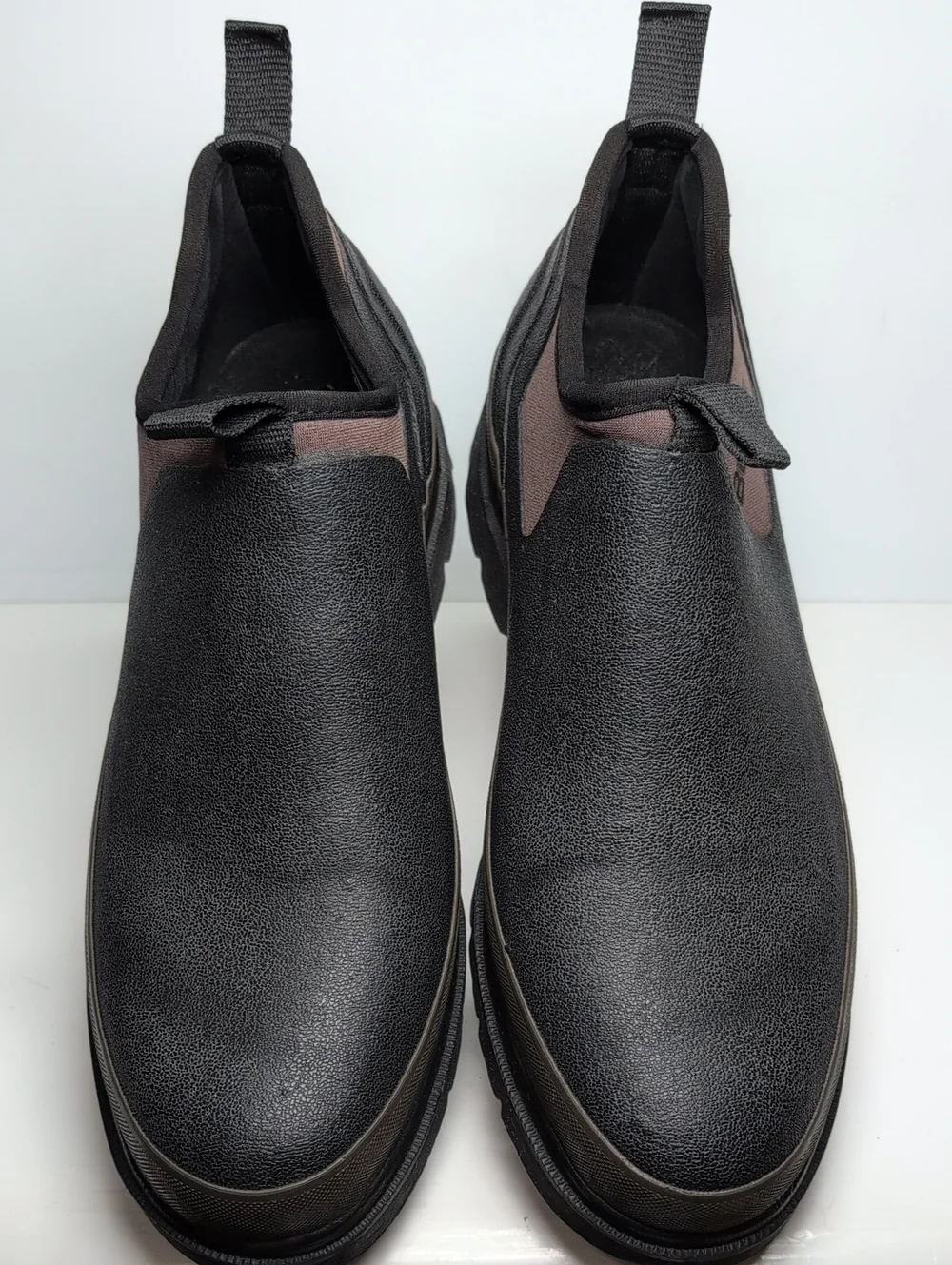 Bugs Tillamook Bay Romeo black waterproof rubber slip-on boots men size 11 EU 44